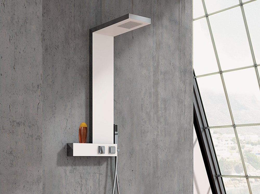 Colonne de douche Kinedo.Entreprise Pierrel 88100 Taintrux. Tél 03.29.55.42.99.